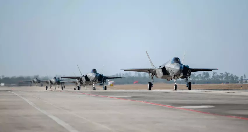 Europas größte Fluggesellschaft Lufthansa wird den Bau und die Wartung der US-Kampfjets der fünften Generation F-35 Lighting II in Deutschland unterstützen