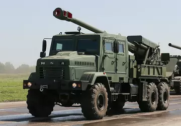 Neue Panzerhaubitze 2S22 Bohdana mit 155-mm-Kanone ...