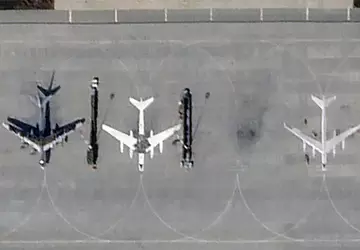 Die Russen haben nuklearfähige Tu-95MS-Bomber auf ...