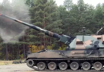 Die ukrainischen Streitkräfte zeigten eine Batterie ...