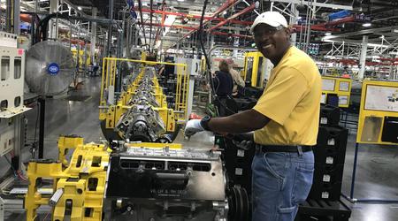 U-Turn in Bewegung: General Motors investiert 888 Millionen Dollar in die Motorproduktion im Werk in New York