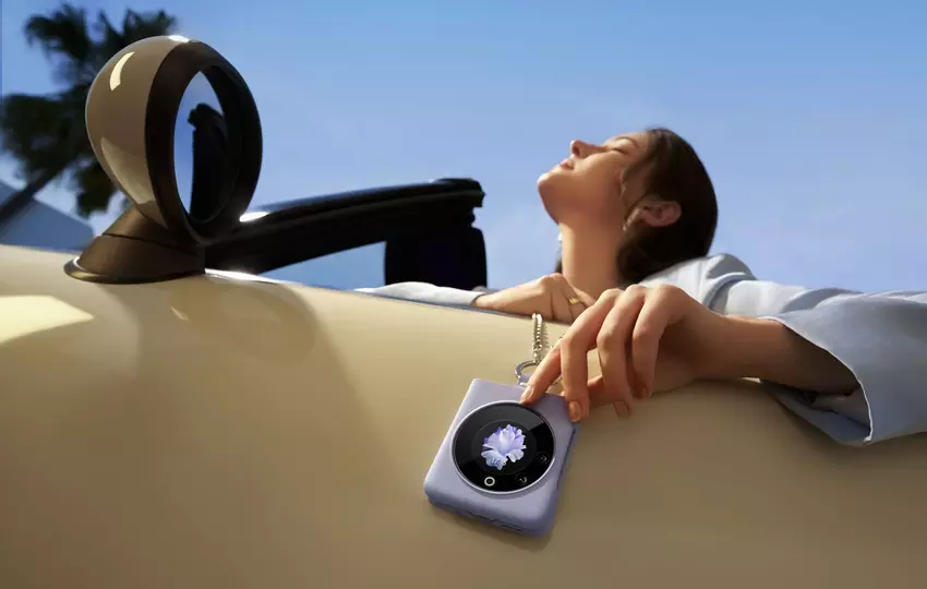 Tecno Phantom V Flip: zwei OLED-Displays, MediaTek Dimensity 8050-Chip, 64-MP-Kamera und 4000-mAh-Akku mit 45-W-Ladung für 700 Euro