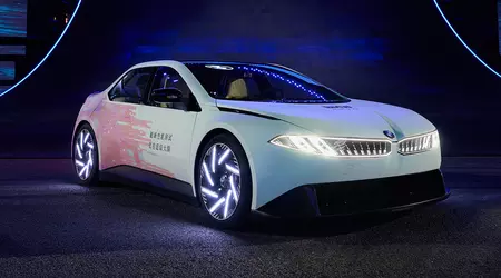 BMW Vision Driving Experience: der leistungsstärkste BMW Prototyp der Geschichte