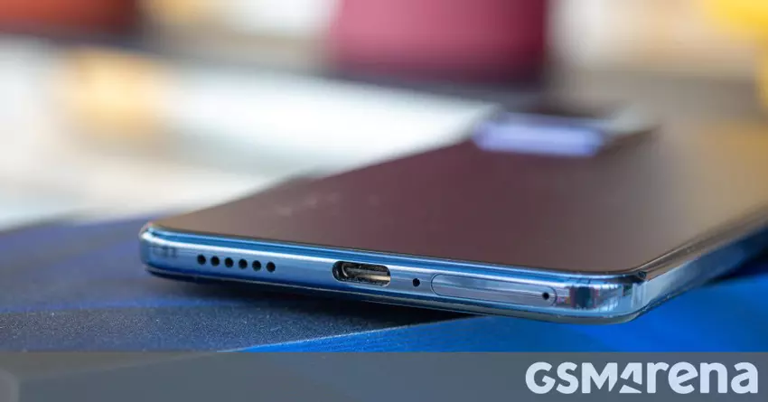 Das vivo S15 Pro erscheint neben einem mysteriösen neuen Telefon in den Listen von TENAA und 3C