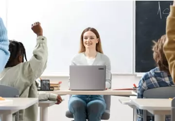 Acer hat das TravelMate X14 AI, ...