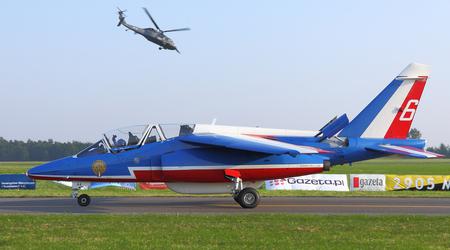 Flugzeug der Patrouille de France kollidiert während eines Trainings in Frankreich 
