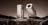 Aurzen BOOM Air - tragbarer Projektor mit Dolby Audio, Google TV und 110° Schwenkplattform