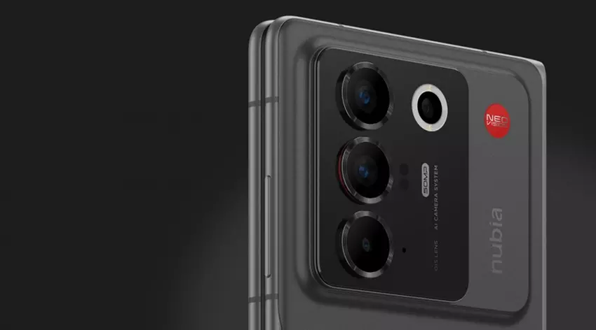 Akku und Laden des Nubia Fold