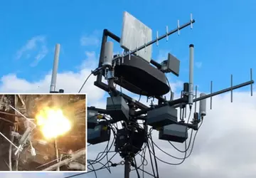 Eine Drohne ukrainischer Spionageabwehrbeamter warf Granaten ...