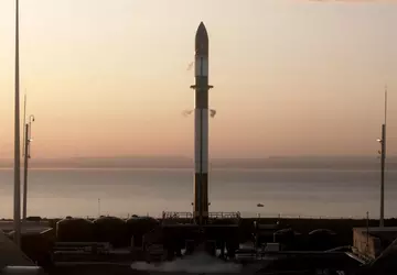 Electron-Rakete mit Acadia-Satellit stürzt Minuten nach ...