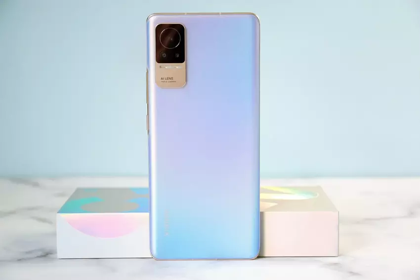 Ein weiteres preiswertes Xiaomi-Smartphone erhielt eine stabile MIUI 13-Firmware - die Gesamtzahl der Modelle stieg auf 16