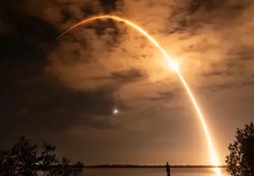 SpaceX berichtete über das Kollisionsrisiko zwischen ...