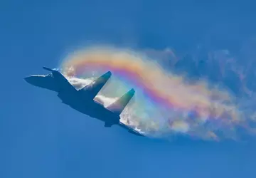 Chinesischer Jet mit 13.580 km/h zerstört ...