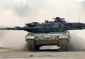 Deutschland bietet Polen Leopard 1A5-Panzer und ...