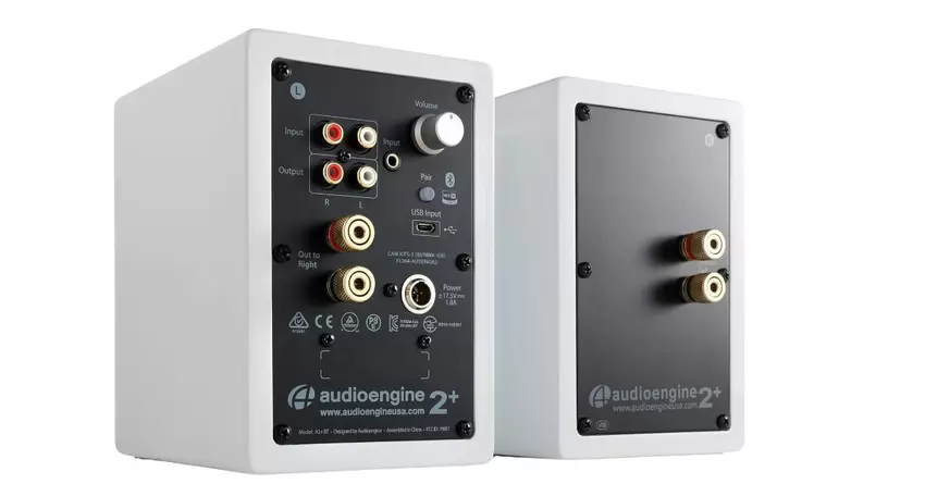 Audioengine A2+ Plus Regal-Lautsprecher
