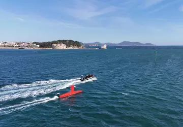Französische Marine will amphibischen Hubschrauberträger mit ...