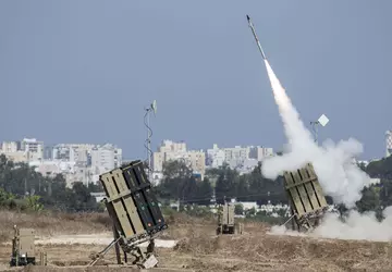 Israel hat zwei Iron-Dome-Batterien für 11 ...