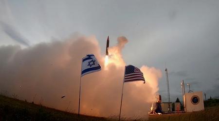 Israel hat offiziell bekannt gegeben, dass zum ersten Mal eine Rakete mit dem extraatmosphärischen Raketenabwehrsystem Arrow-3 abgefangen wurde