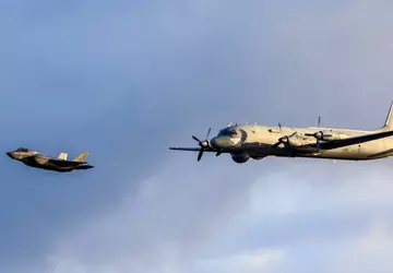 F-35B Lightning II starteten vom Deck ...