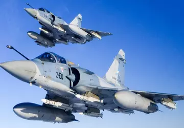 Frankreich rüstet Mirage 2000-5F-Kampfflugzeuge auf, bevor ...