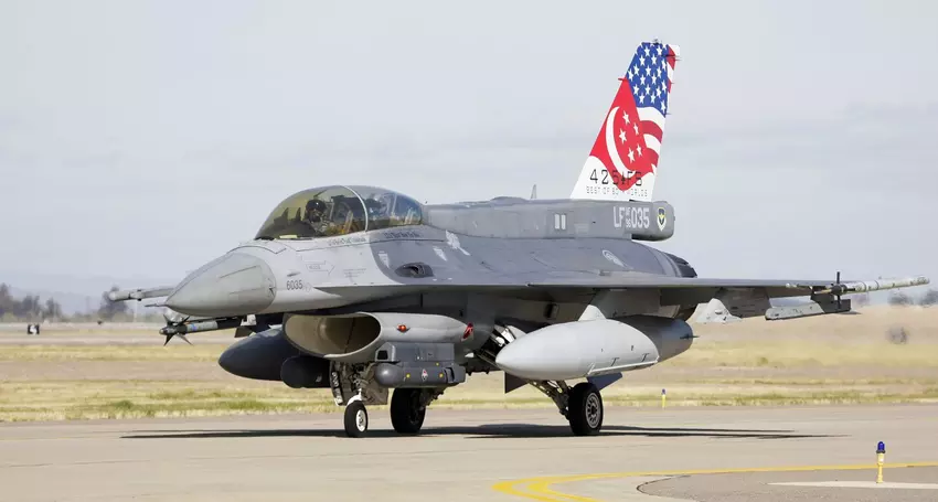Singapur hat alle Kampfjets des Typs F-16C/D/D/D+ Block 52/52+ modernisiert - die Flugzeuge verfügen über ein neues Radar, Python-5-Raketen und LJDAM-Bomben und werden mehr als 10 Jahre lang fliegen können