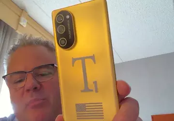 Gekrümmte Kameras, Veralteter Prozessor, aber Golden ...