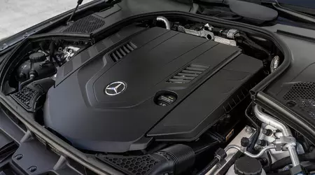Mercedes verabschiedet sich nicht vom Verbrennungsmotor: Die leistungsstarken V8- und V12-Motoren bleiben im Einsatz