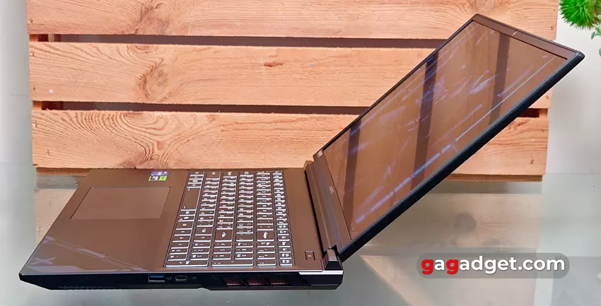 Огляд Gigabyte G6X 9KG (2024)