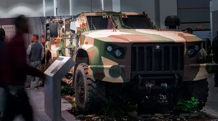 Auch die Russen wurden nicht ausgelassen: Amerikanische JLTV Panzerfahrzeuge wurden mehrere Jahre lang mit Mängeln in der Panzerung gebaut