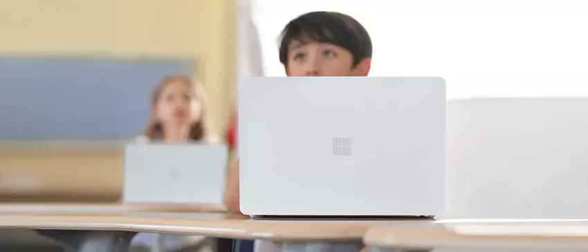 Surface Laptop SE: Microsofts erster Windows 11 SE-Laptop und das günstigste Modell der Surface-Reihe