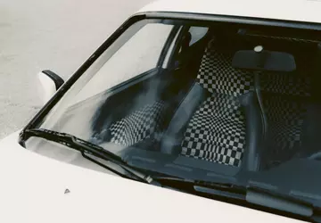 Porsche hat die Produktion legendärer Stoffe ...