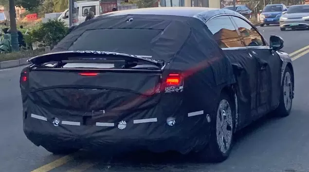 Smart hat mit dem Testen seiner ...