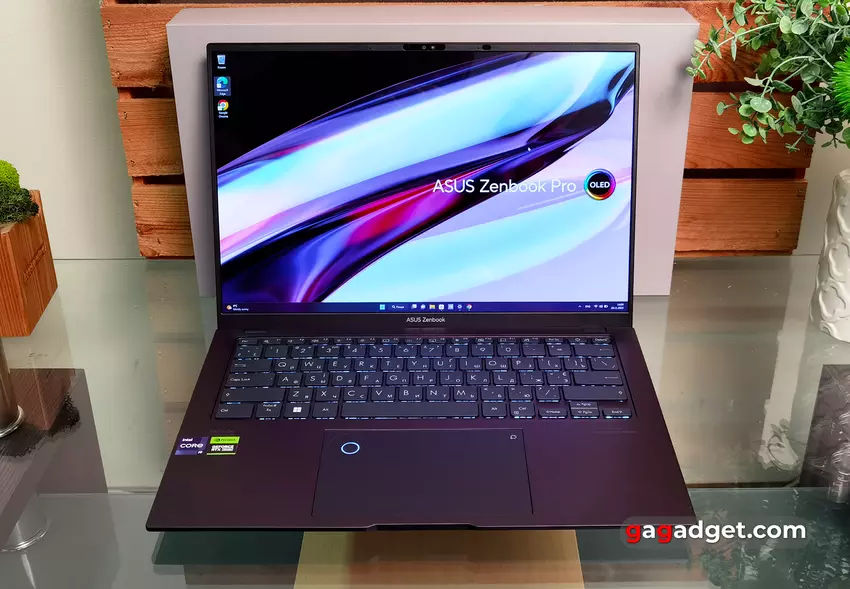 Exterior of ASUS Zenbook Pro 14 OLED