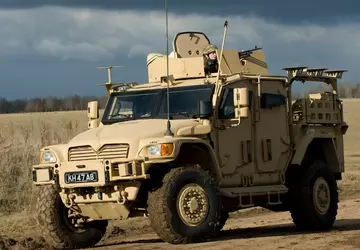 Streitkräfte der Ukraine erhielten britische Panzerfahrzeuge ...