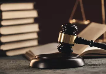 Kolumbianischer Richter nutzt ChatGPT, um einen ...