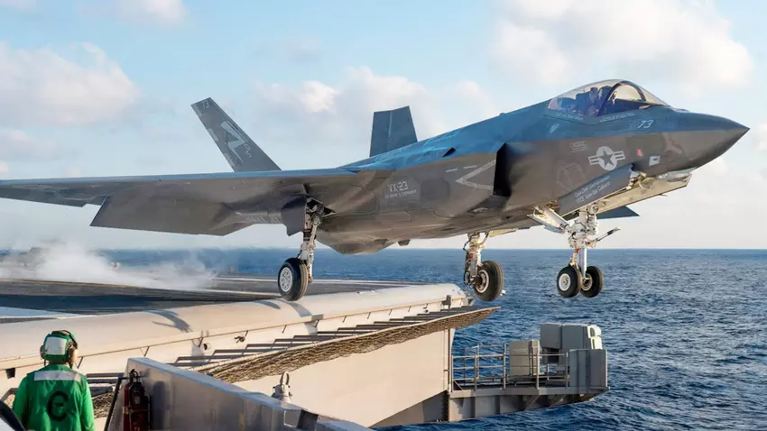 USA landen die meisten F-35-Kampfflugzeuge aufgrund von Katapultproblemen
