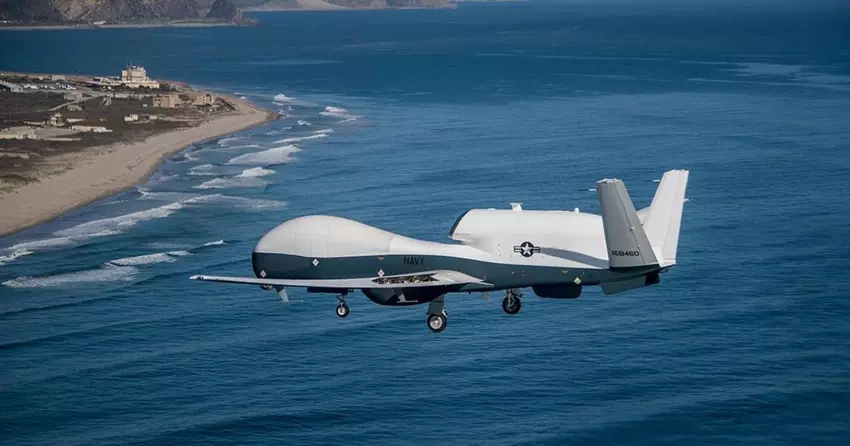 Northrop Grumman hat den Zuschlag für den Bau und die Lieferung von fünf strategischen Drohnen des Typs MQ-4C Triton für die USA und Australien im Wert von fast 543 Millionen US-Dollar erhalten.