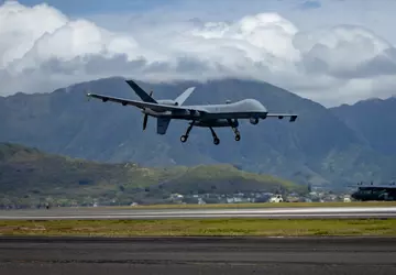 Die US-Luftwaffe verlegt eine Einheit von ...