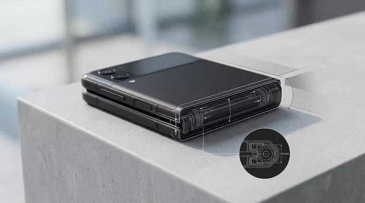 Samsung Galaxy Z Flip 8: Dünneres ...