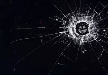 Black Mirror"-Schöpfer Charlie Brooker nimmt Stellung ...