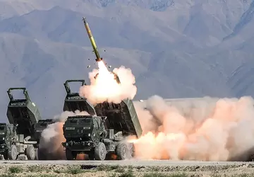 HIMARS, Panzerhaubitze 2000, AHS Krab und ...