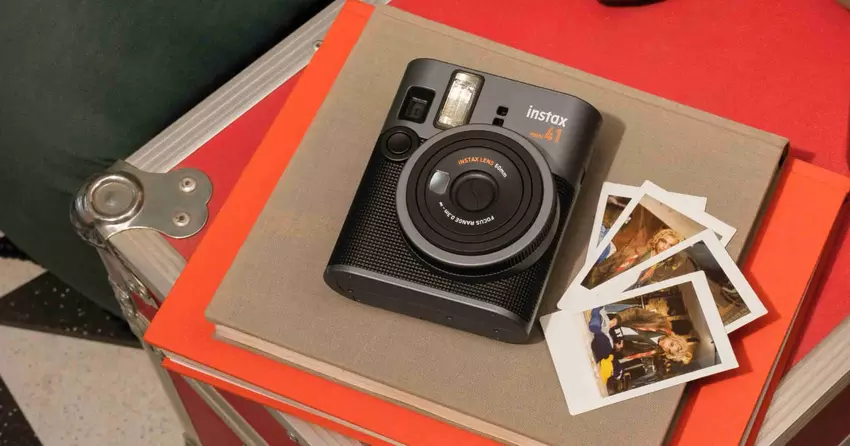 Fujifilm instax mini 41: eine Sofortbildkamera für Selfie-Nostalgie für 110 Euro
