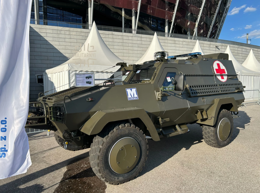 Polnisches Unternehmen präsentiert medizinisches Panzerfahrzeug Oncilla-E