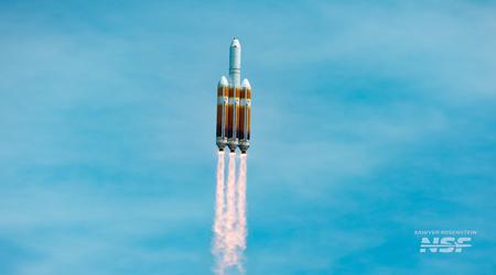 Das Ende einer Ära: Delta IV Heavy macht letzten Schritt ins All