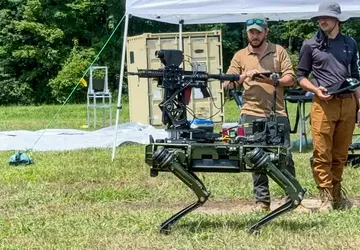 Ukrainische Armee setzt Roboterhunde zur Aufklärung ...