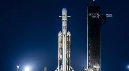 Falcon Heavy absolviert erfolgreich die sechste Mission seiner Geschichte - SpaceX schickt drei Satelliten ins All