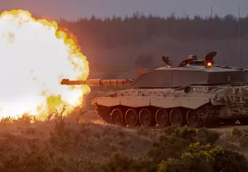 Großbritannien übergibt der Ukraine ein neues ...