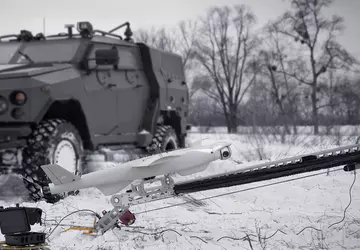 Die Hersteller der ukrainischen Kamikaze-Drohne RAM ...