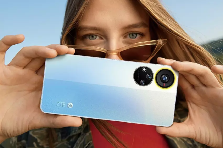 ZTE Voyage 40 Pro+ - Dimensity 810, 66W Aufladung, NFC und Android 12 für $300