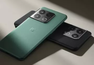 OnePlus 10 Pro schaltet sich in ...